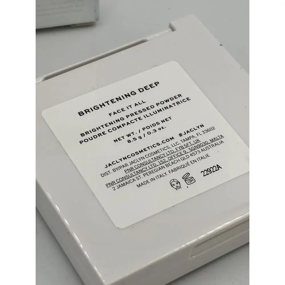 Jaclyn Cosmetics Face It All Brightening Pressed Powder 